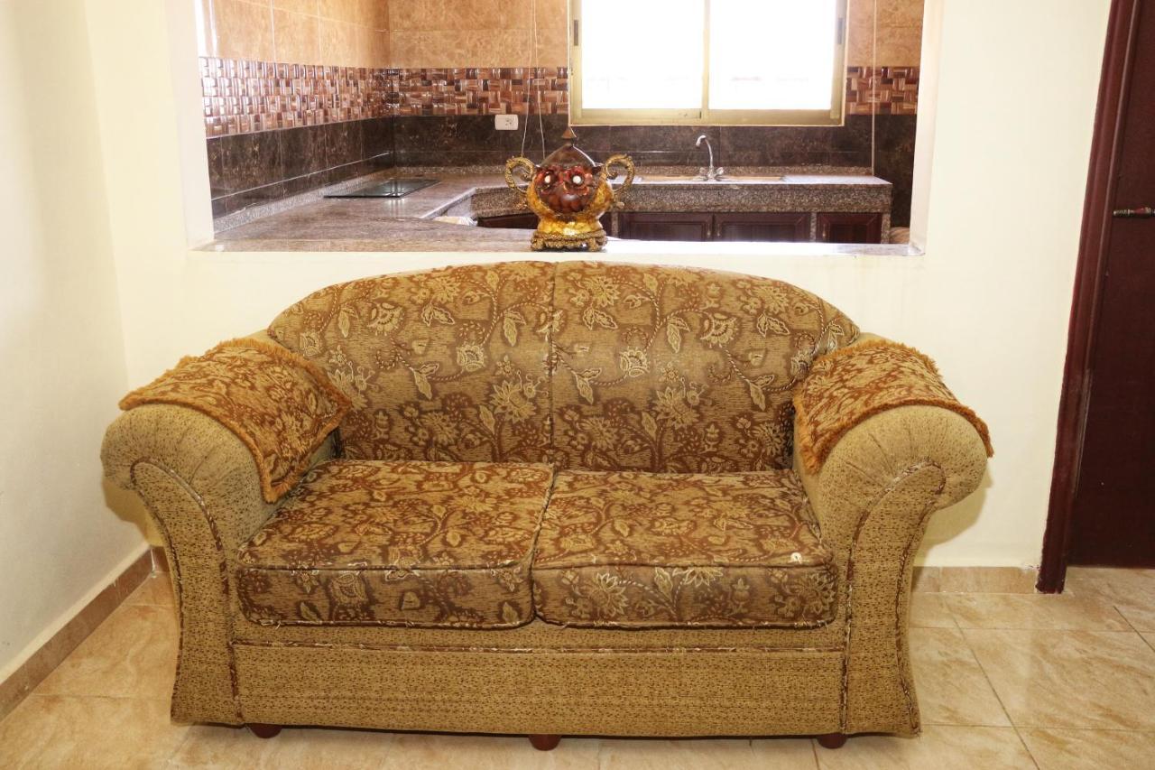 Petra Stones Inn Wadi Musa Exterior photo